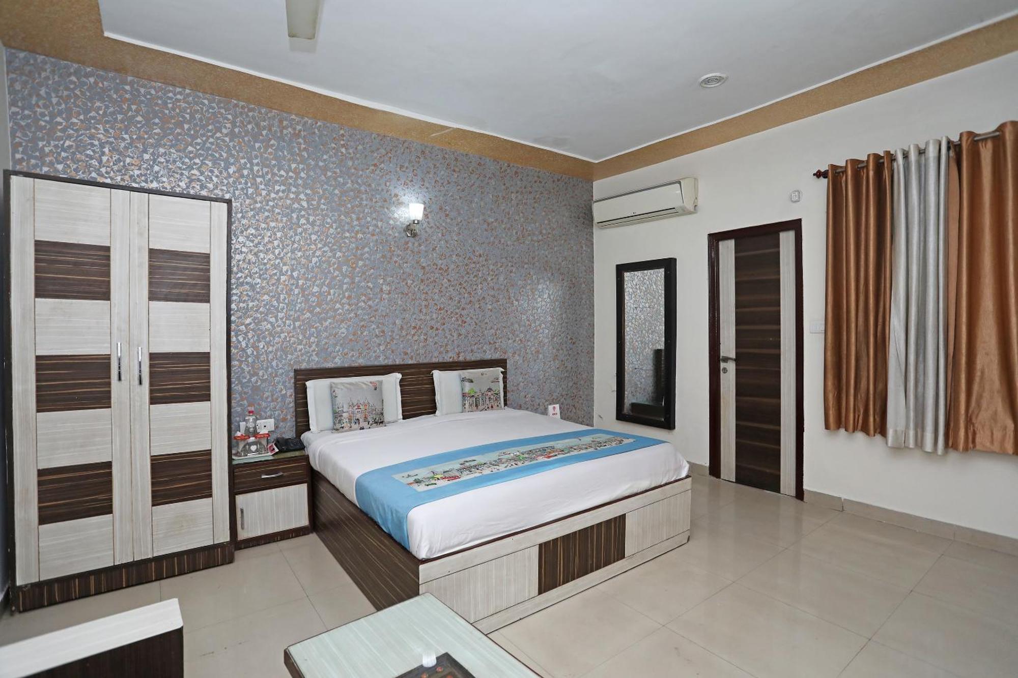 Hotel O Shanti Palace Agra  Kültér fotó