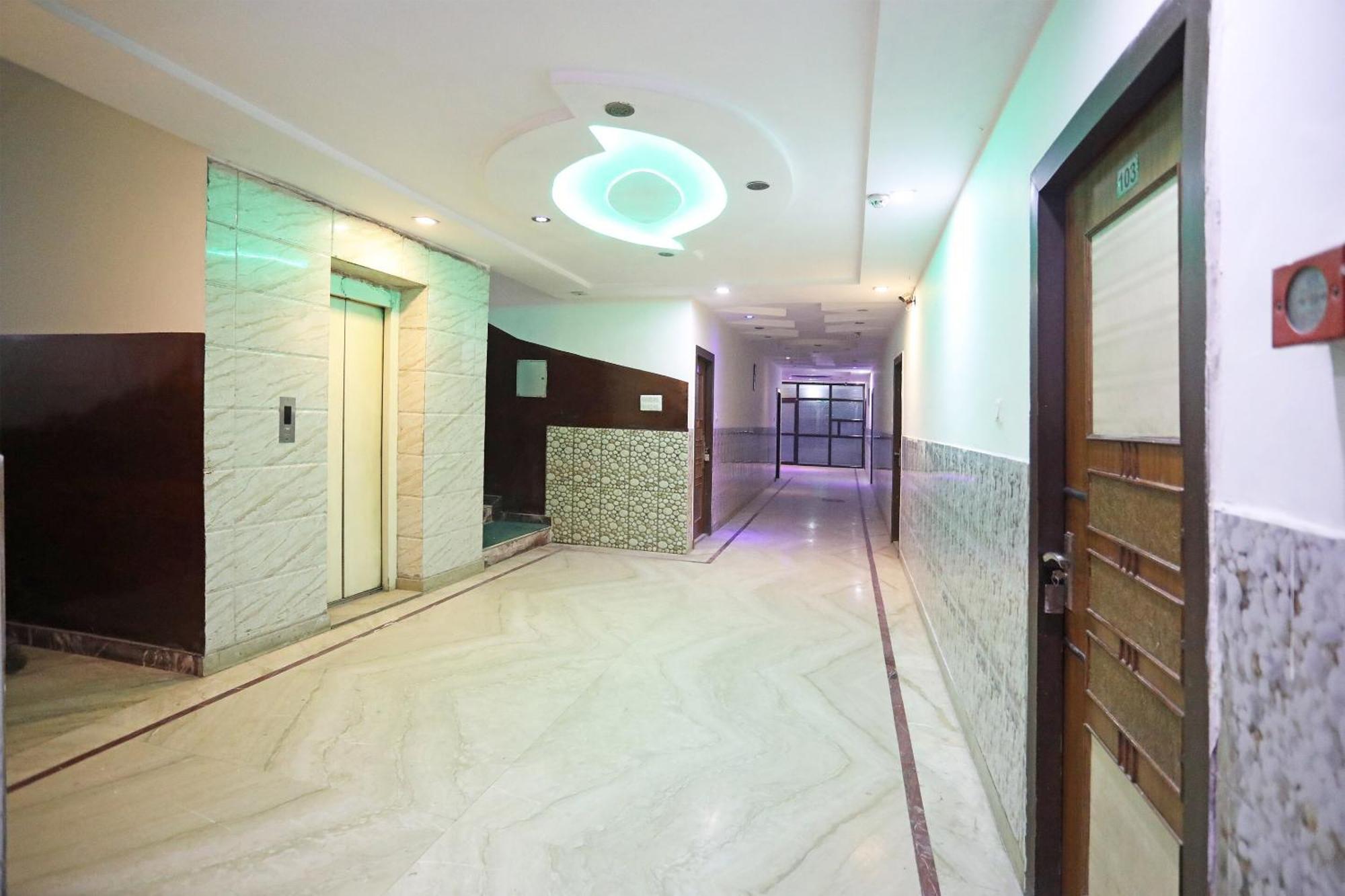 Hotel O Shanti Palace Agra  Kültér fotó